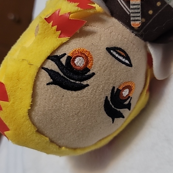 DEMON SLAYER KYOJURO RENGOKU KIMETSU NO YAIBA OFFICIAL 6" PLUSH IMPORT JAPAN - Picture 5 of 6